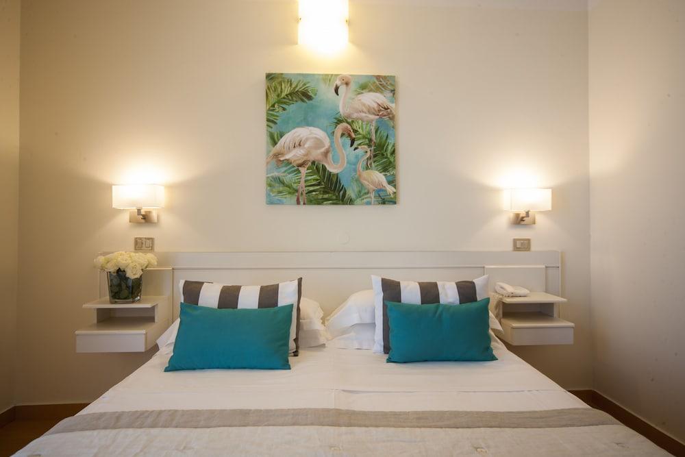 Hotel Mon Cheri Riccione Kültér fotó