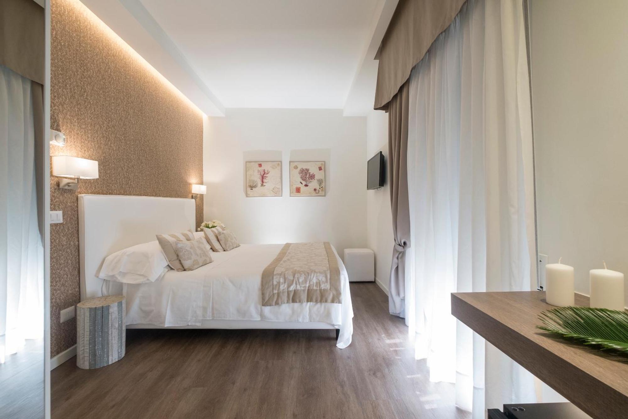 Hotel Mon Cheri Riccione Kültér fotó